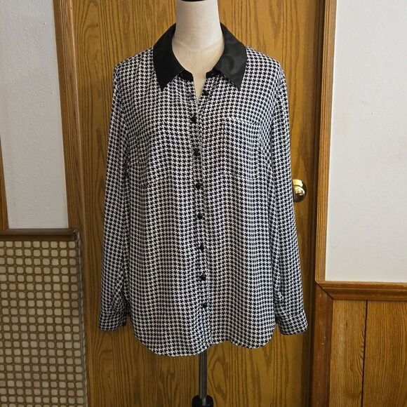 Torrid Houndstooth Blouse - Picture 1 of 8